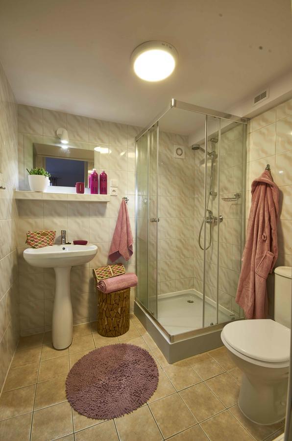 Arenda Apartamenty&Domki Caloroczne Серакув Экстерьер фото